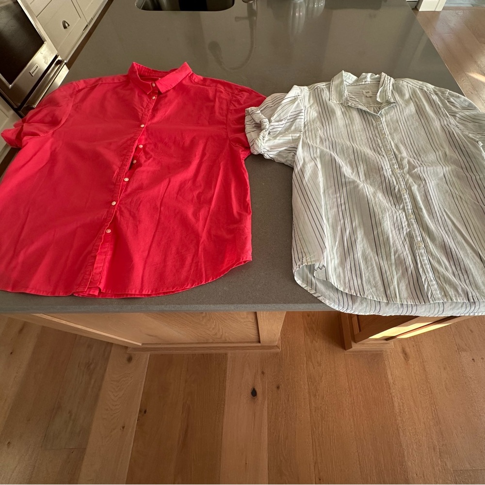 2 Gap Large Cuffed Short Sleeve Women's Cotton Button Shirts Lightweight